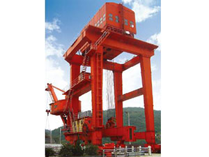 手動(dòng)啟閉機(jī)